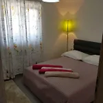 Rafael Holiday home Okrug Gornji