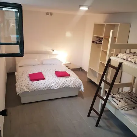 Vakantiehuis Rafael Okrug Gornji